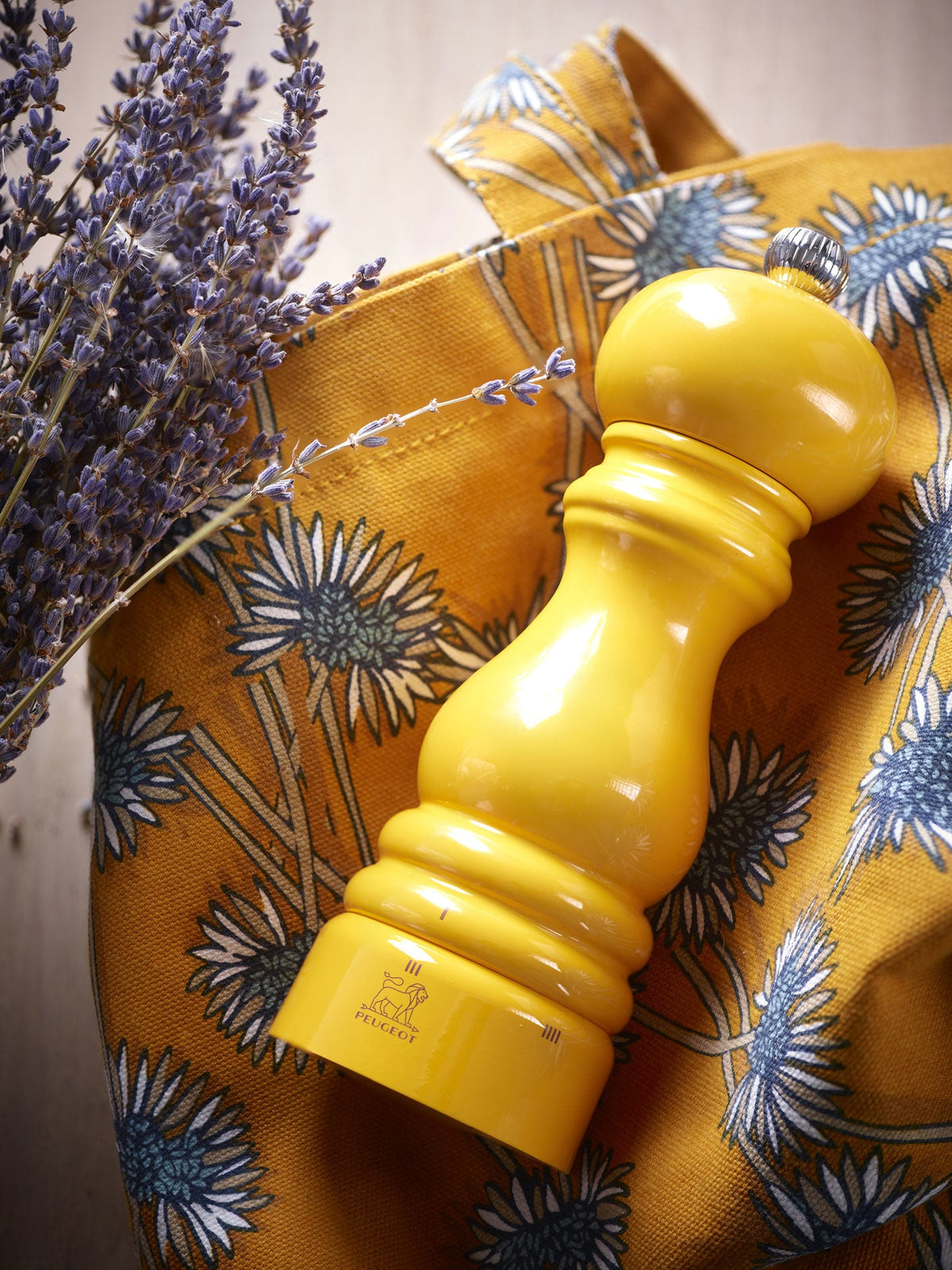Peugeot Paris u'Select Pepper & Salt Mill Set 7-in, Saffron - Gift Boxed