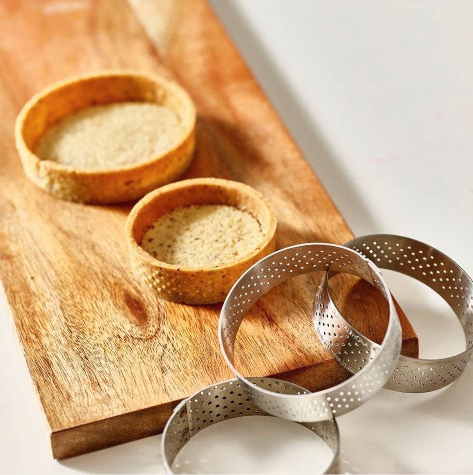 de Buyer Valrhona Perforated Tart Ring, 2.16-in.