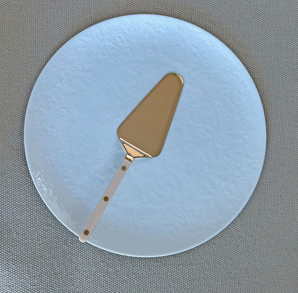 Sabre Bistrot Gold Tart Server
